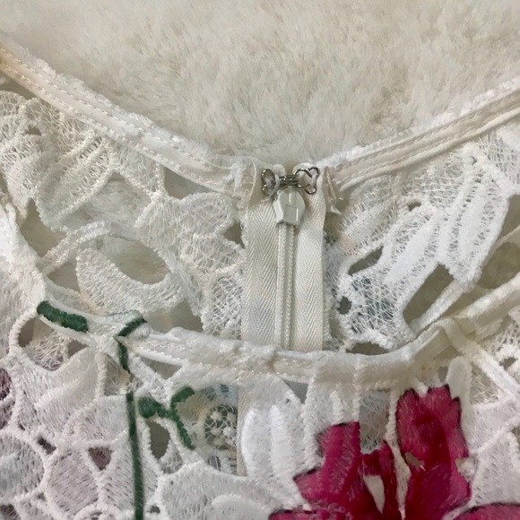 NWT New York & Co Knee Length White & Floral Dress - Picture 7 of 8